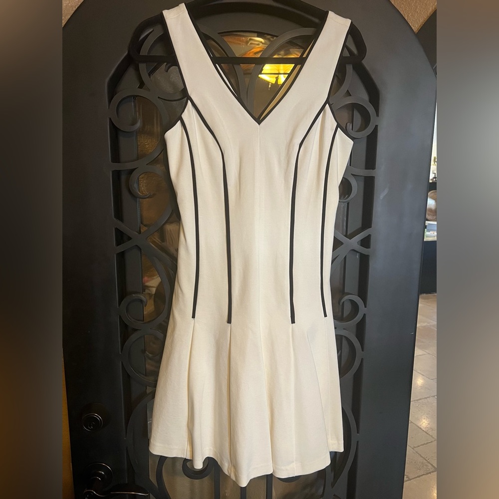 Banana Republic sleeveless dress size 4